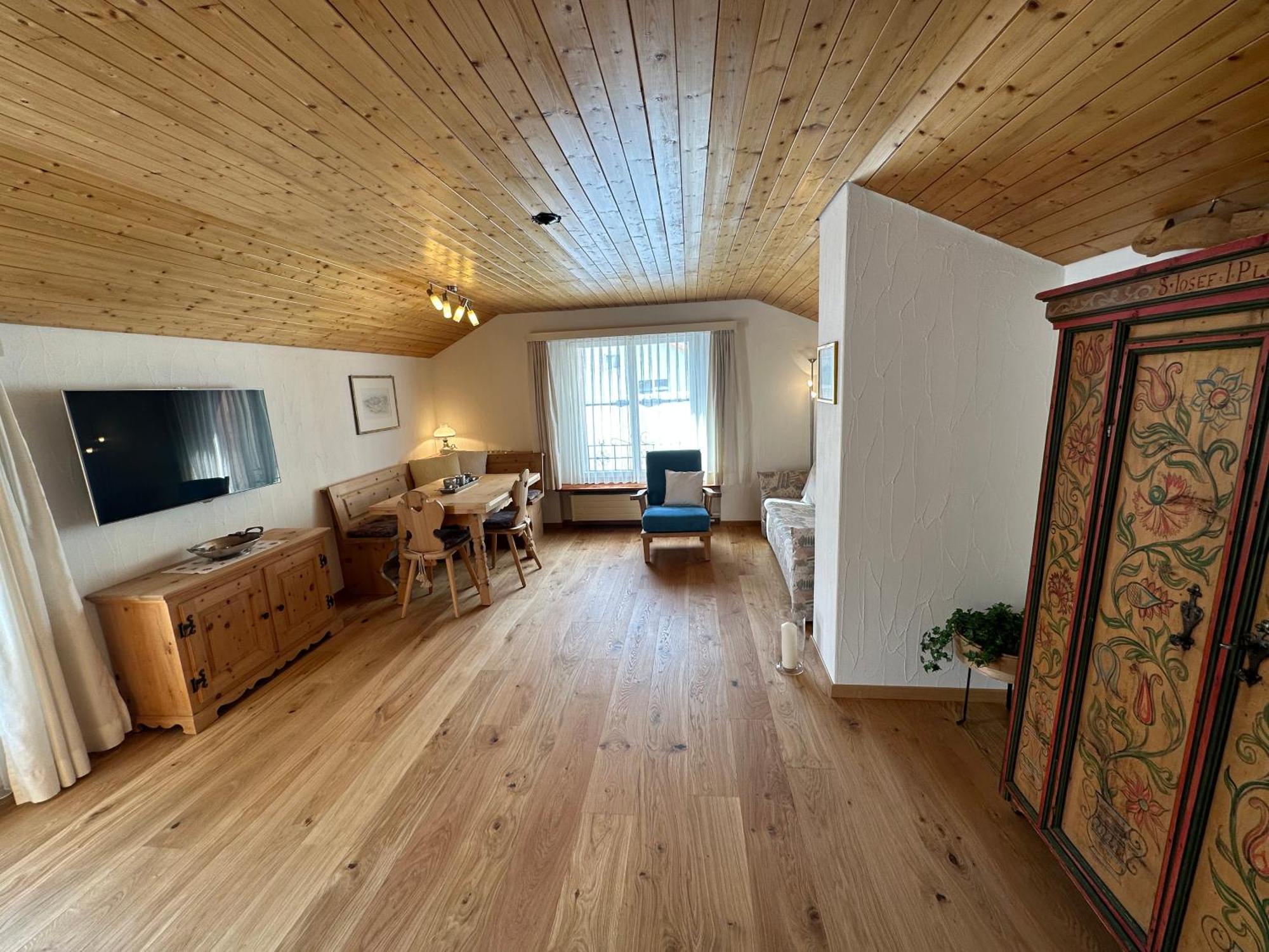 Chesa Talvo, Samedan Apartment ภายนอก รูปภาพ